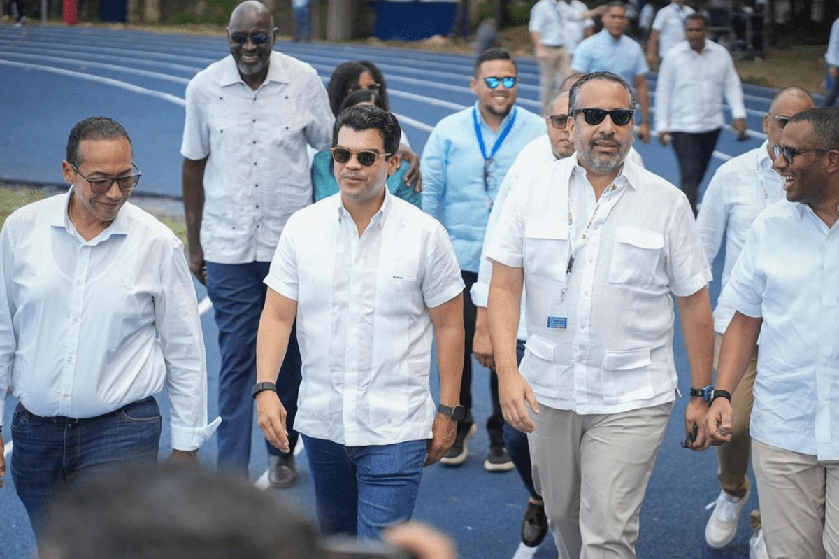 Wellington Arnaud resalta importancia del deporte escolar en la formación de los&nbsp;estudiantes