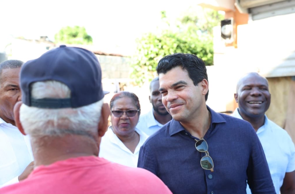 Wellington Arnaud anuncia inauguración de solución pluvial en la antigua calle 20 de San Pedro de&nbsp;Macorís